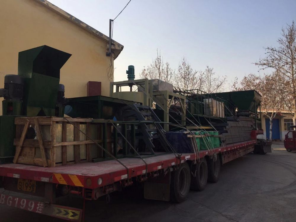 2019年的一套粉状有机肥设备