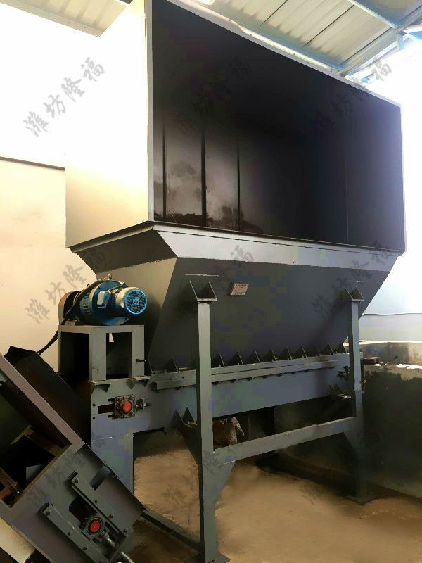 利用鸡粪生产有机肥（挤压造粒）(年产3万吨) 项目单位：潍坊市润生畜禽良种有限公司